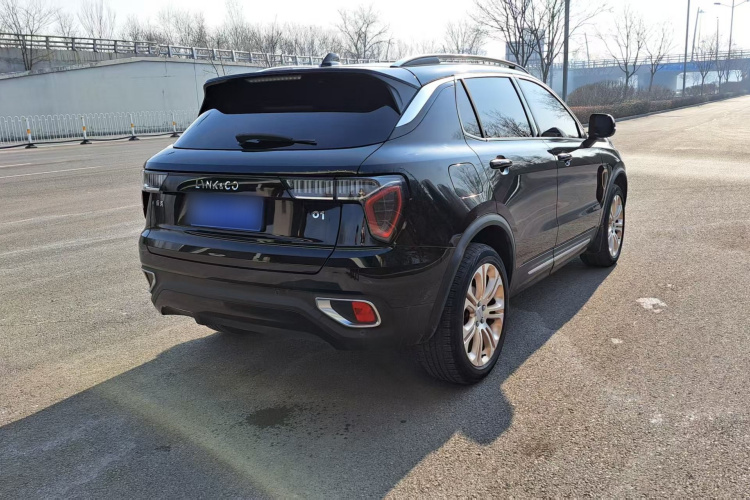 领克01 2017款 2.0T 两驱型Pro版车身外观6004