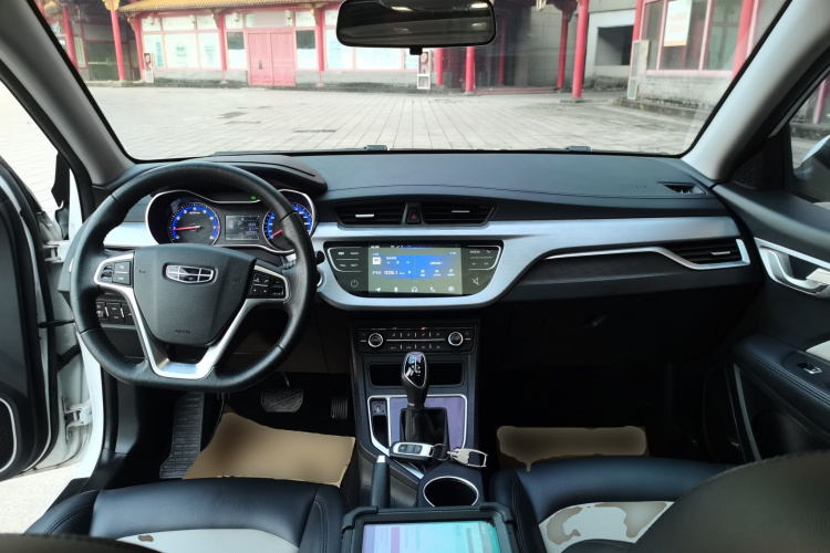 吉利汽车 远景 2019款 升级版 1.5L CVT豪华型 国VI中控内饰12