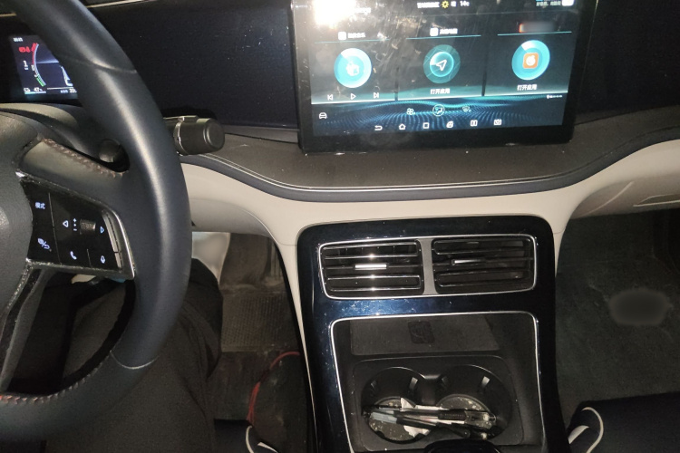 比亚迪 秦PLUS 2021款 DM-i 55KM 旗舰型局部细节16