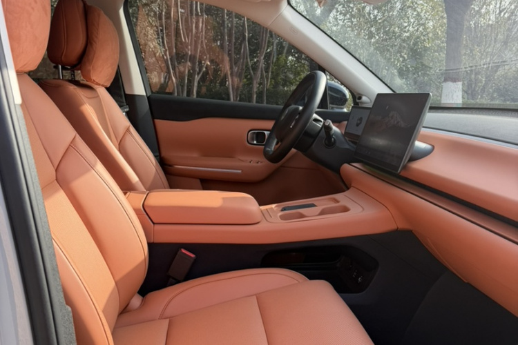 零跑汽车 零跑C10 2024款 530智享版中控内饰7011