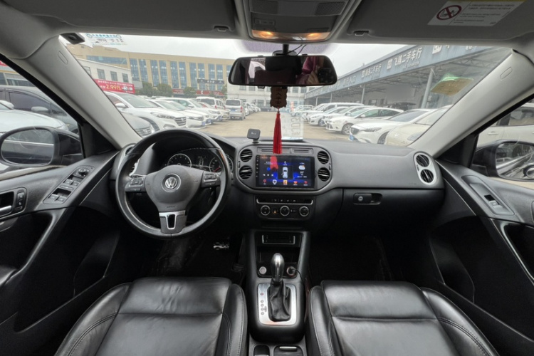 大众 途观 2015款 1.8TSI 自动两驱舒适版中控内饰7001