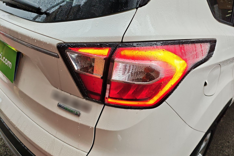 福特 翼虎 2017款 EcoBoost 180 两驱精翼型车身外观9