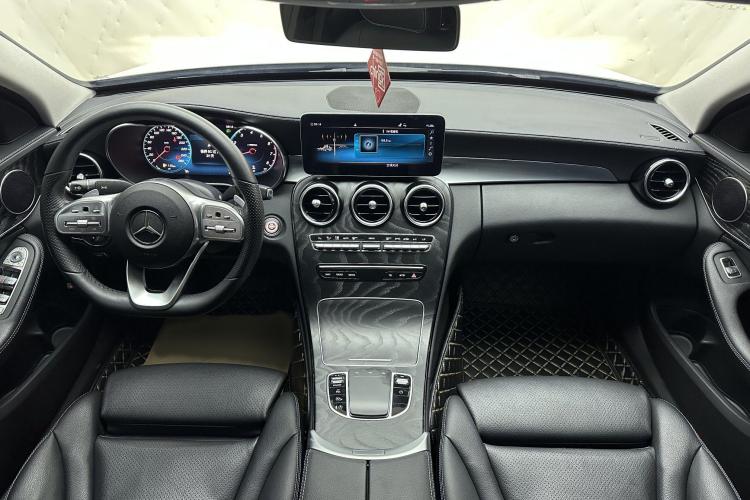 奔驰C级 2020款 C 200 L 时尚型运动版中控内饰7001