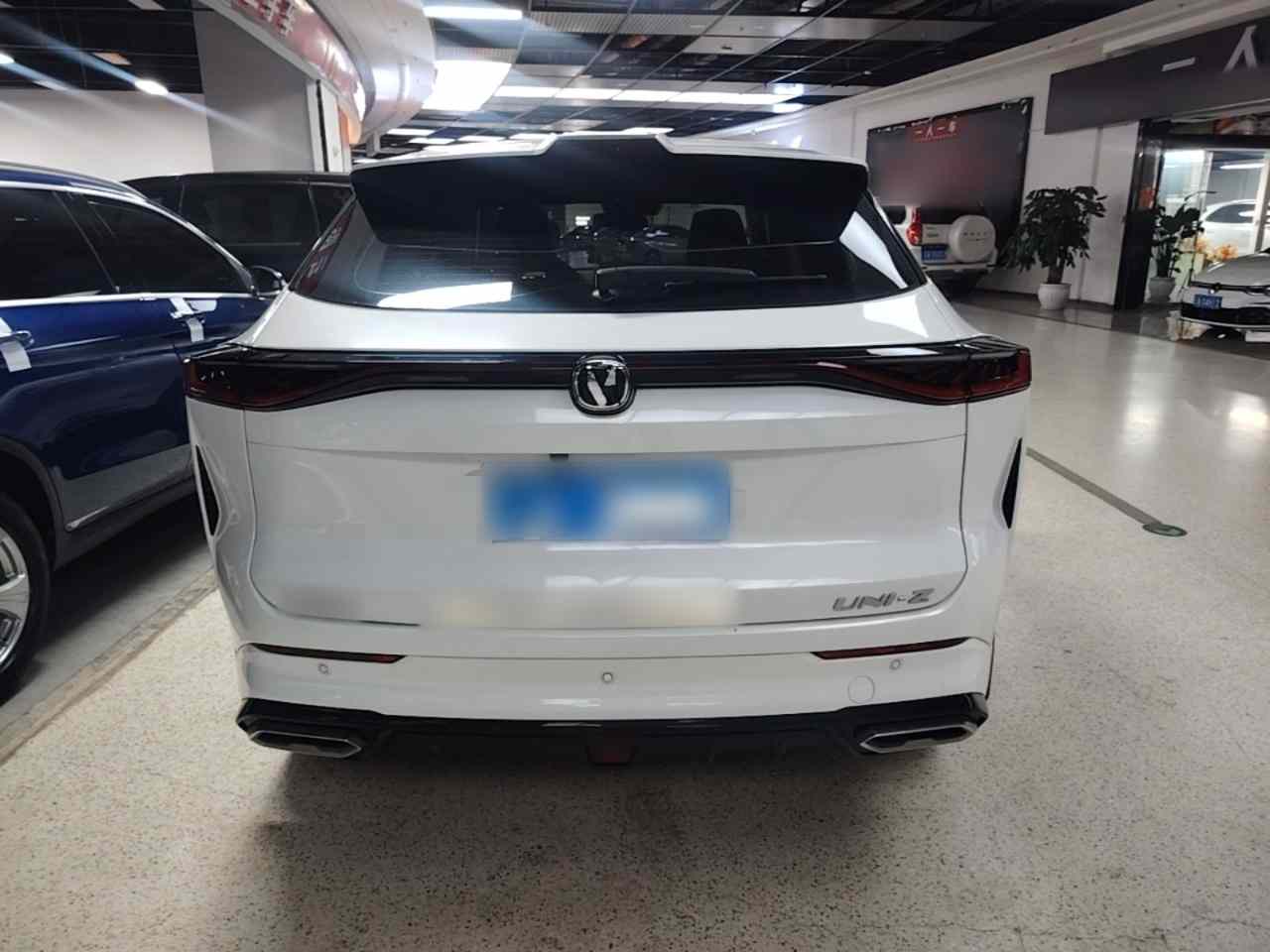 长安UNI-Z 2025款 1.5T 豪华型(3)
