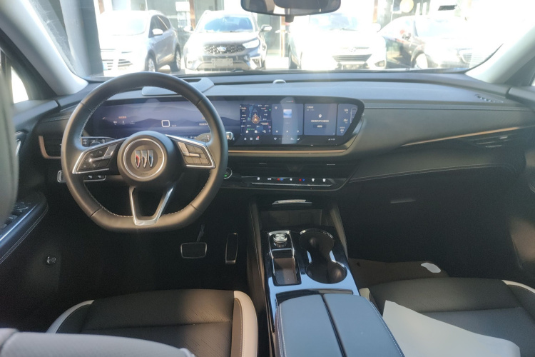 别克 2024款 昂科威S  25T 炫黑风尚版中控内饰7002