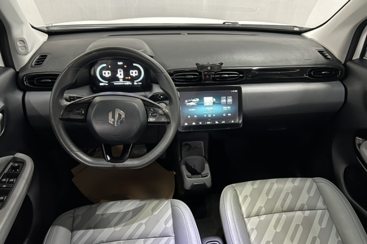 零跑汽车 零跑T03 2024款 310舒享版中控内饰7003