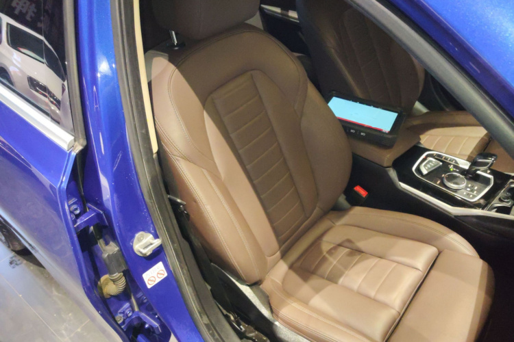 宝马3系 2020款 320Li M运动套装局部细节41