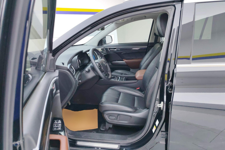 广汽传祺 传祺GS7 2017款 280T 两驱豪华型中控内饰19