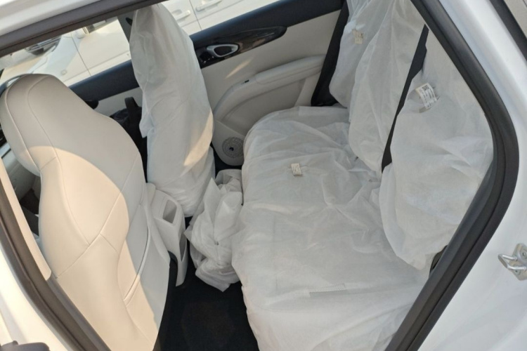 吉利银河 星愿 2026款 310km 青春版中控内饰7003