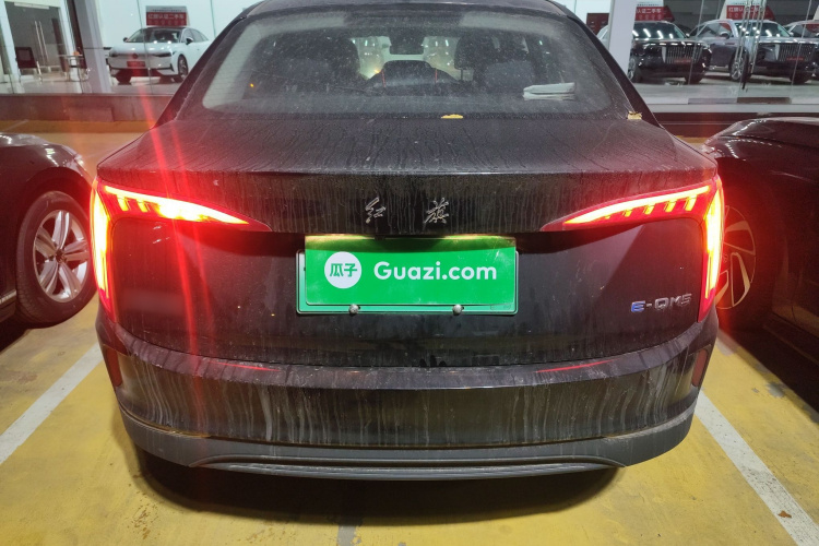 红旗E-QM5 2023款 改款 基础出行版车身外观6004