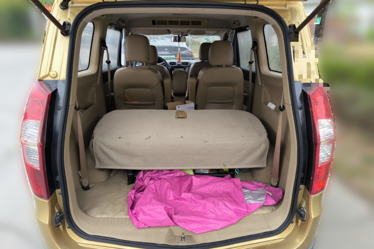 五菱汽车 五菱宏光 2014款 1.5L S标准型中控内饰23