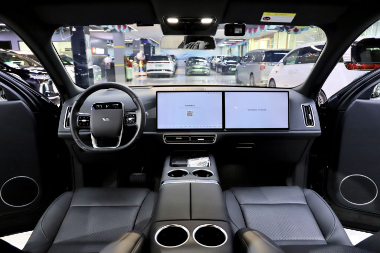 理想汽车 理想L8 2024款 Pro中控内饰7006