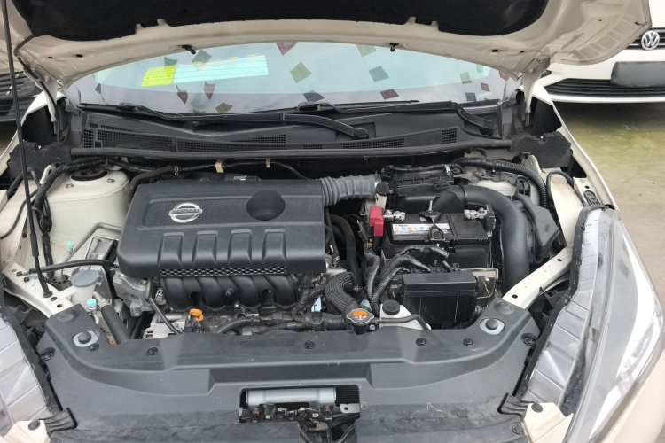 日产 蓝鸟 2020款 1.6L CVT炫酷版机舱底盘24