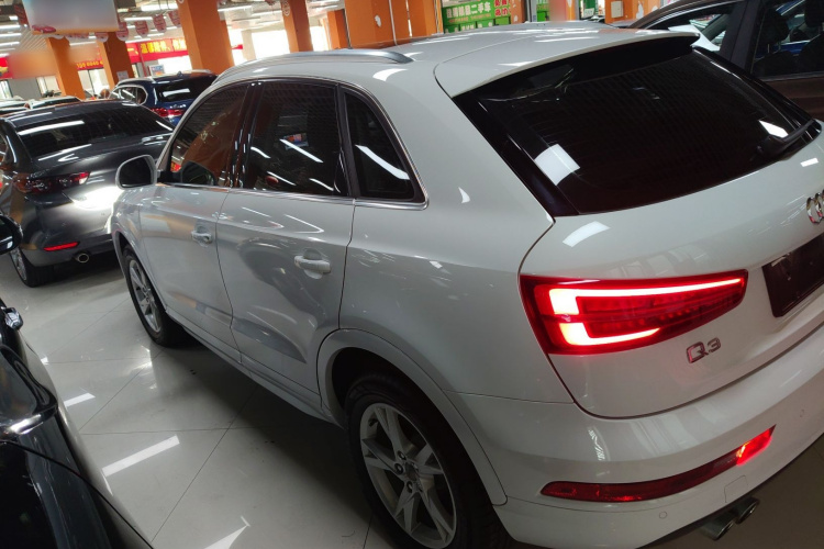 奥迪Q3 2018款 30周年年型 30 TFSI 时尚型车身外观6003