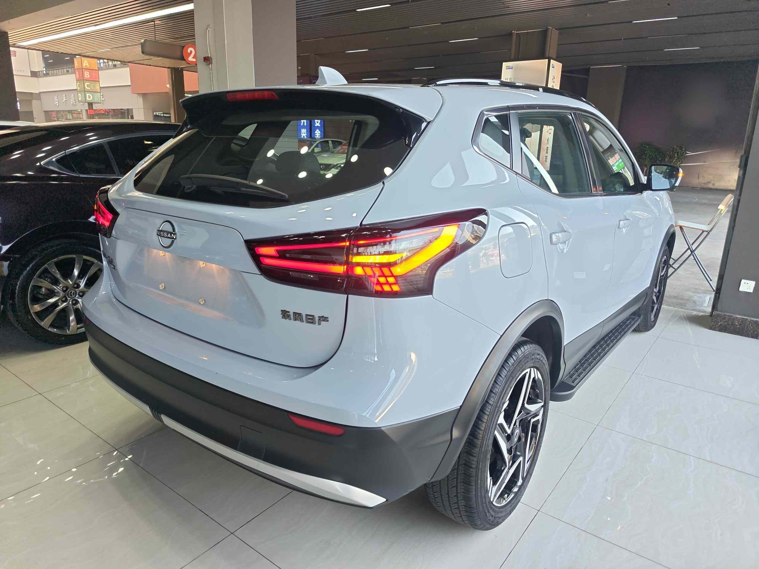 日产 逍客 2025款 荣誉 2.0L CVT XV+领先版(4)