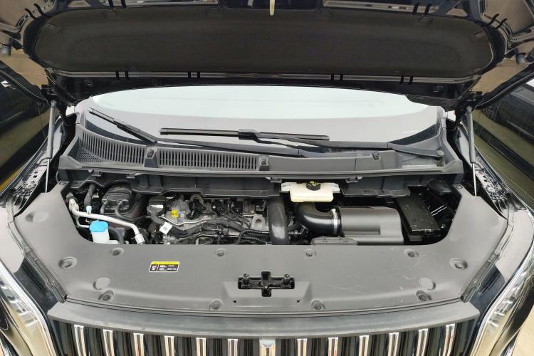 红旗HQ9 2023款 2.0T 智联旗领版机舱底盘24