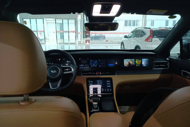 理想汽车 理想ONE 2021款 增程6座版中控内饰12