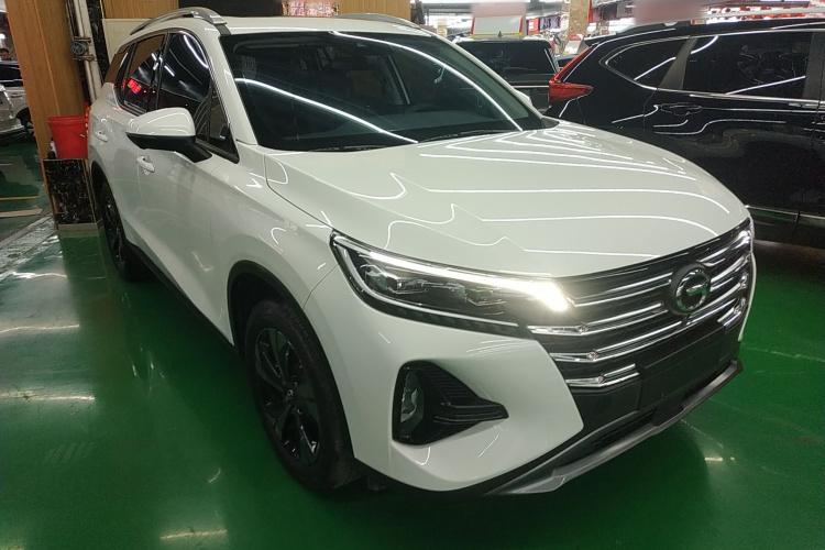 广汽传祺 传祺GS4 2023款 270T 自动智行科技版车身外观6002