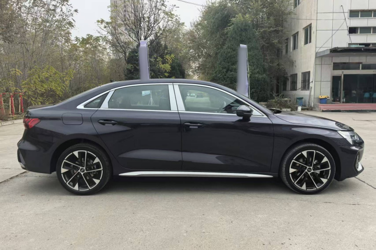 奥迪A3 2026款 A3L Limousine 35TFSI 飞驰尊享型车身外观6003