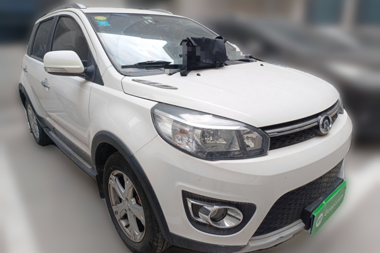 长城M4 2014款 1.5L 手动舒适型车身外观3