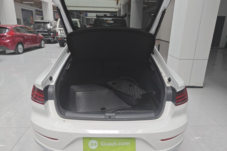 一汽-大众CC 2019款 330TSI 魅颜版 国VI机舱底盘23