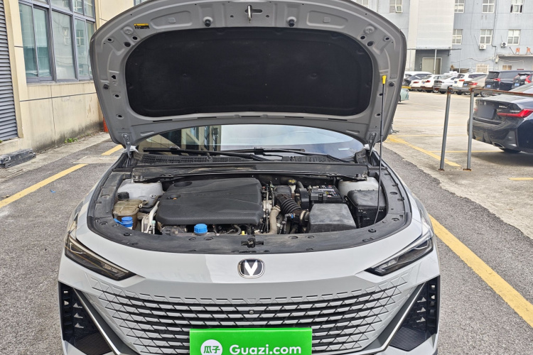 长安UNI-V 2022款 1.5T 智慧领航型局部细节24