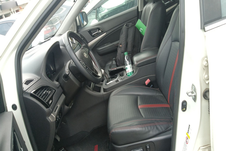 比亚迪S7 2015款 2.0T 自动尊贵型局部细节19