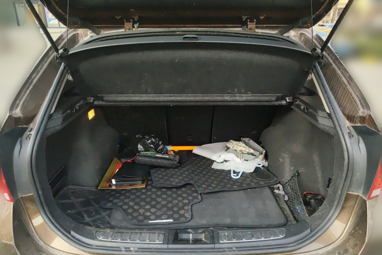 宝马X1 2015款 sDrive18i 领先晋级版中控内饰23