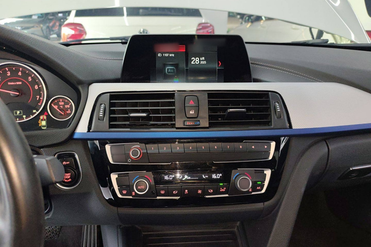 宝马3系 2018款 320i M运动套装局部细节16