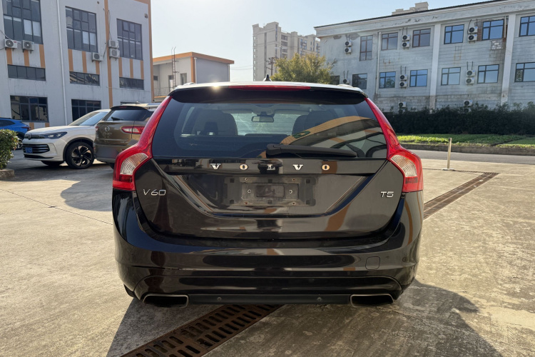 沃尔沃V60 2014款 改款 T5 智逸版车身外观6005
