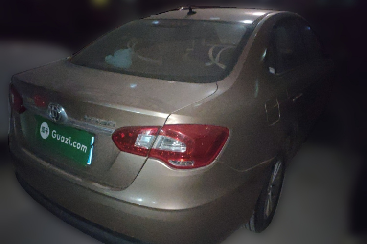 中华H530 2017款 1.6L 自动舒适型车身外观6005