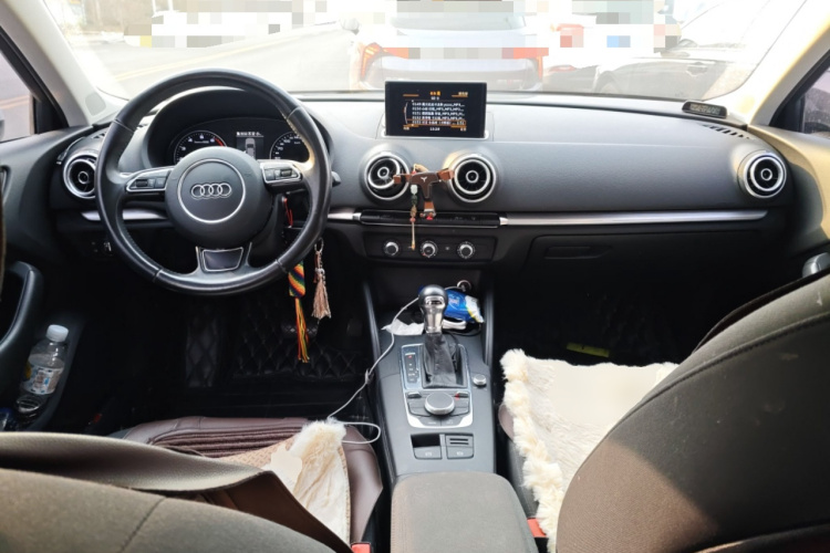 奥迪A3 2016款 Sportback 35 TFSI 领英型中控内饰12