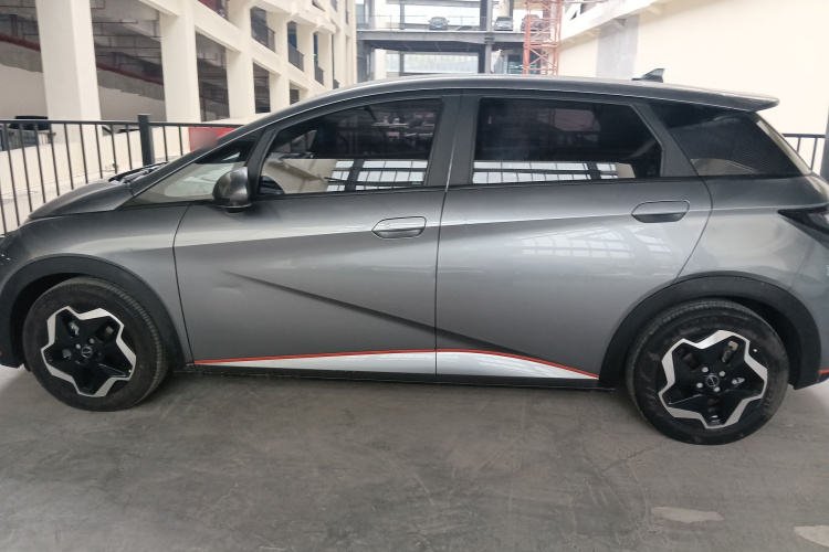 比亚迪 海豚 2021款 405km 时尚版车身外观6003