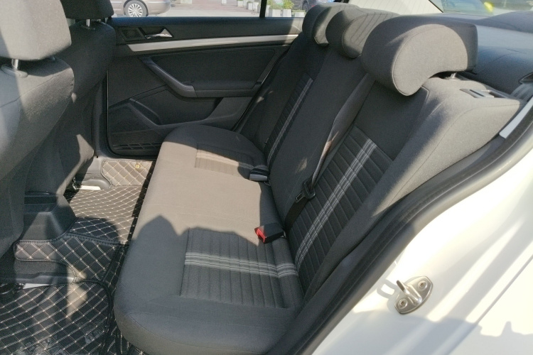 大众 2019款 朗逸启航 1.5L 自动风尚版 国VI中控内饰7004