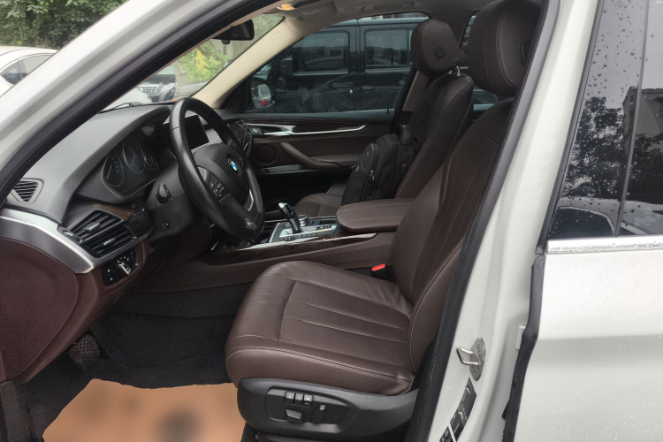 宝马X5(进口) 2017款 xDrive28i中控内饰19