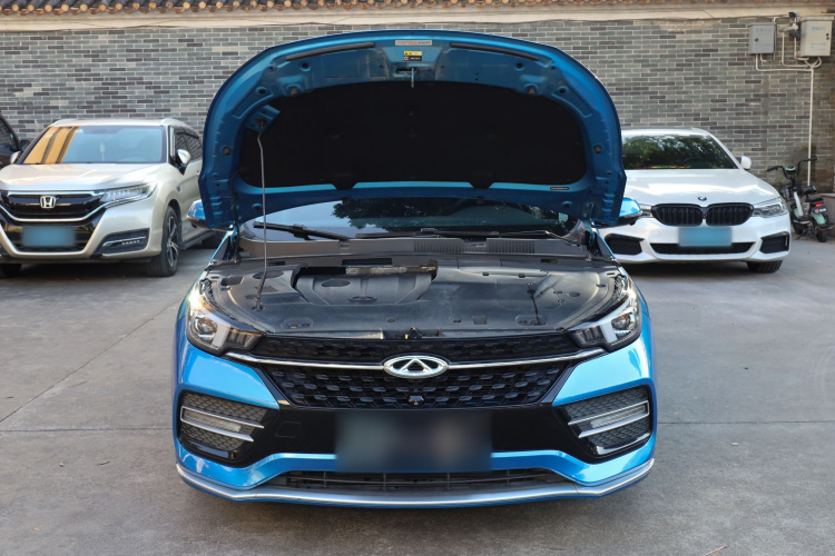 奇瑞 艾瑞泽GX 2019款 Pro 1.5T CVT睿色版 国VI车身外观6005