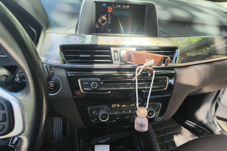 宝马X1 2016款 sDrive20Li 豪华型局部细节16