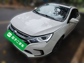 比亚迪 秦新能源 2017款 1.5T 尊贵型