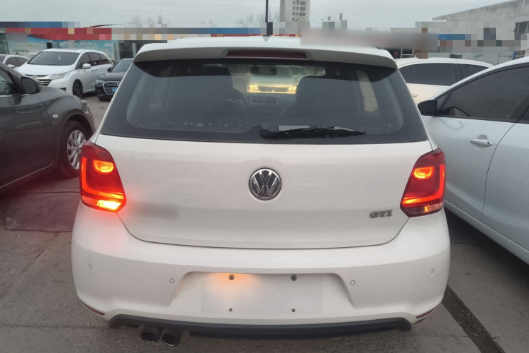 大众 Polo 2012款 1.4TSI GTI车身外观6