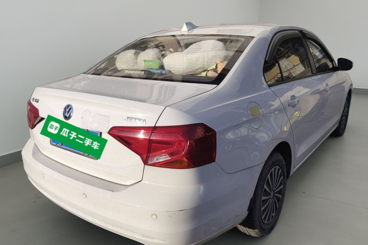 大众 捷达 2017款 1.5L 自动时尚型车身外观7