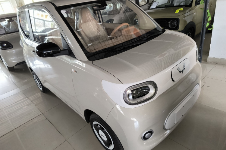 五菱汽车 宏光MINIEV 2024款 第三代 215km 青春版车身外观3