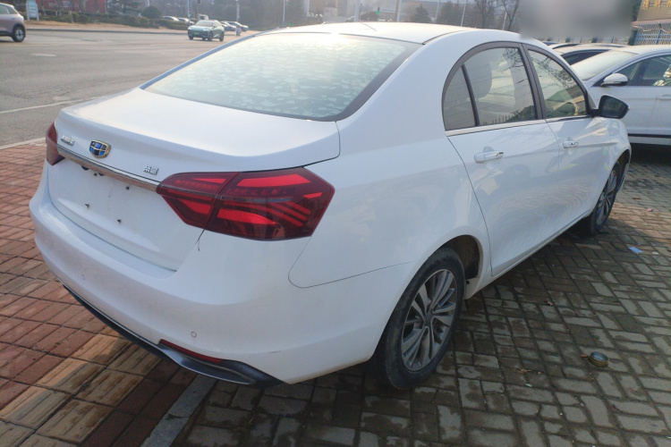 吉利汽车 帝豪 2018款 1.5L 手动向上互联版车身外观7