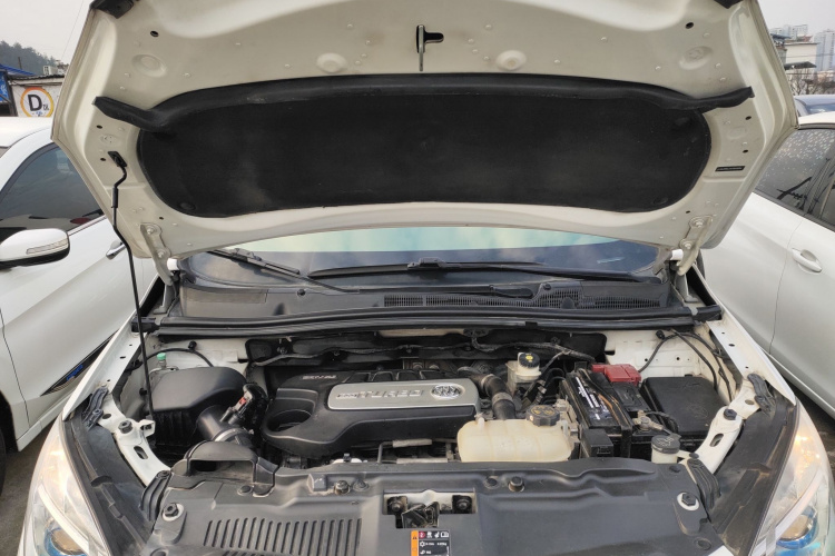 别克 昂科拉 2014款 1.4T 自动两驱都市精英型机舱底盘24