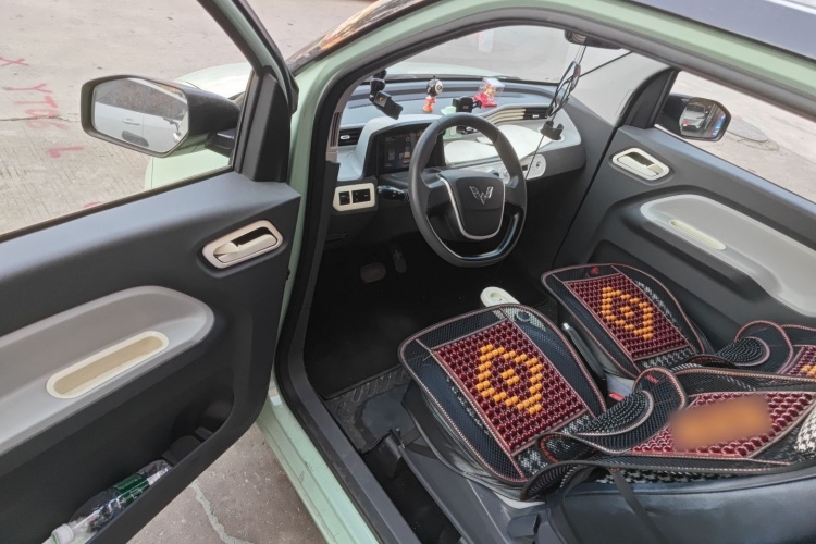 五菱汽车 宏光MINIEV 2021款 马卡龙臻享款 磷酸铁锂中控内饰7003