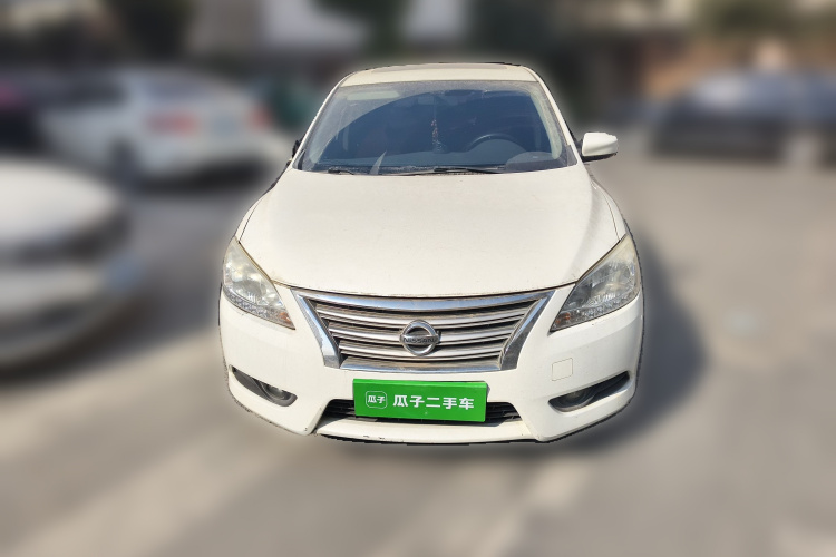 日产 轩逸 2014款 1.6XV CVT尊享版车身外观6001