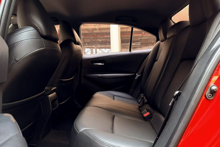 丰田 雷凌 2019款 185T CVT进取版 国VI中控内饰7003