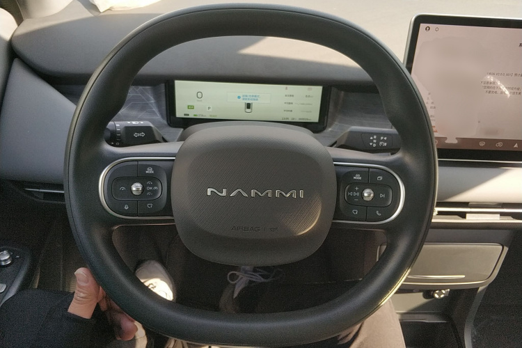 东风纳米 纳米06 2025款 401 Air中控内饰13