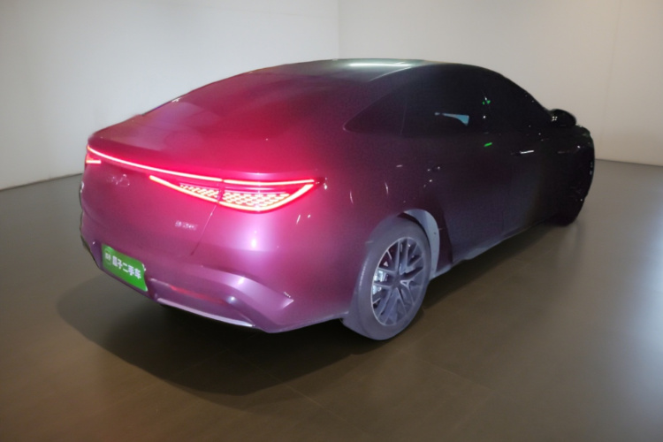 比亚迪 海豹07 DM-i 2025款 DM-i 1.5L 125km 尊贵型车身外观7