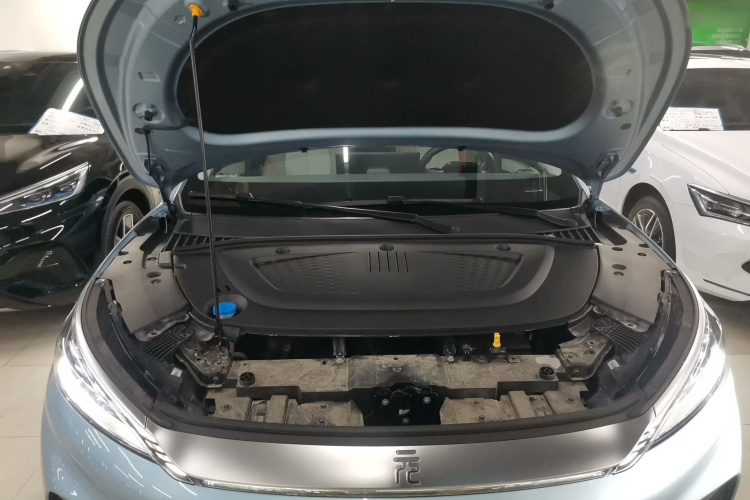 比亚迪 元PLUS 2023款 冠军版 510KM 卓越型机舱底盘24