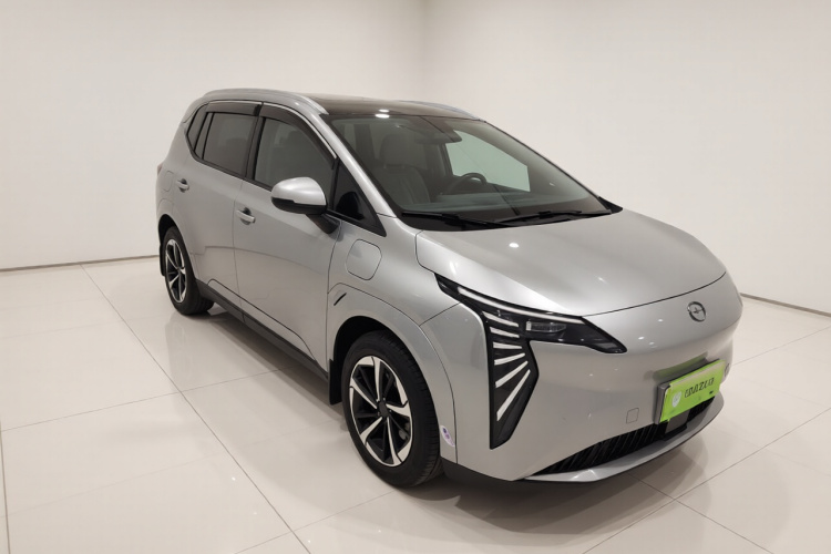 埃安 AION Y 2025款 Plus 510 智享版车身外观3